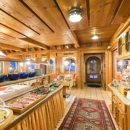 Gasthuis Tuxerstuebl 3*