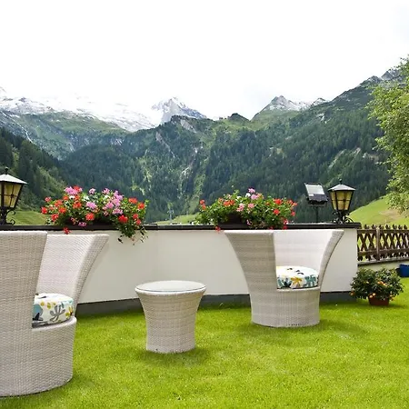 Tuxerstubl Guest house Tux