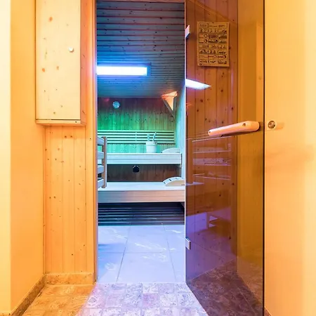 Guest house Tuxerstubl 3*